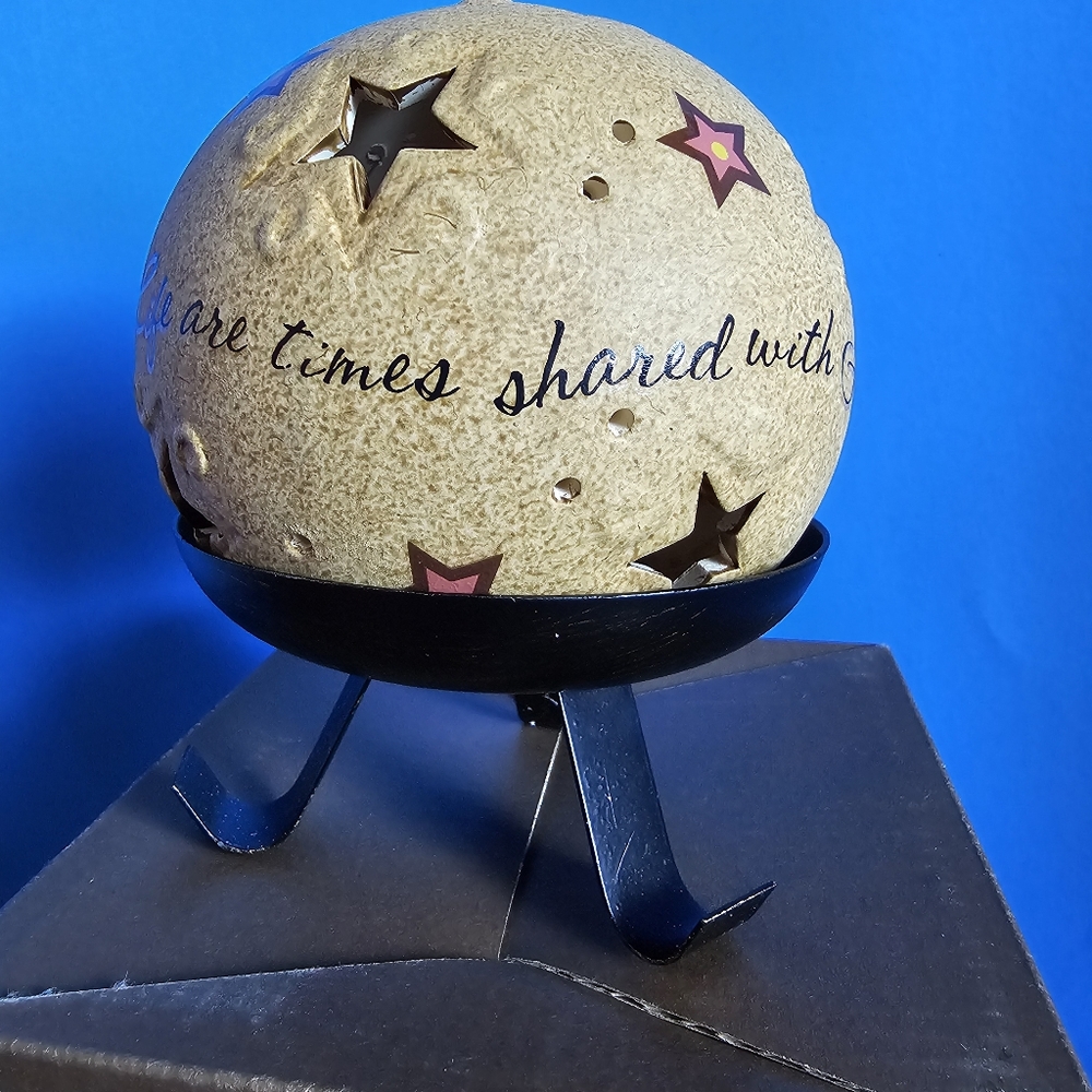 Comfort Candle Terracotta Globe and stand